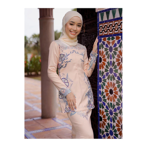 Hotsale Fashion malesia Suit elegante stampato da donna Baju Kurung Top modesto con gonna musulmana Baju Melayu abbigliamento <span class=keywords><strong>etnico</strong></span> <span class=keywords><strong>Online</strong></span> - Product Image 4