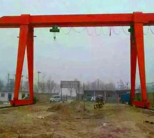 Grúa Pórtico que Mejora el Rendimiento del Sitio de Producción Mediante un Sistema de Viga Única Diseñado para Tareas de Elevación Ligeras y Medianas - Product Image 3