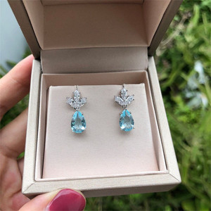 Orecchini Pendenti a Goccia in Cristallo Azzurro a Forma di Pera per Donne, Eleganti Accessori per Uso Quotidiano e Feste - Product Image 3