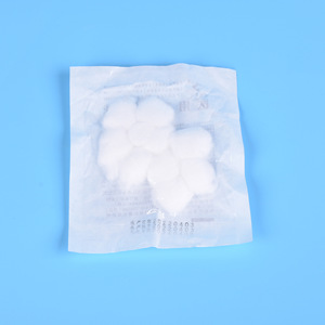 Boules de coton dégraissées Huaguan Medical 0,3g 10 pièces stériles pour usage médical - Product Image 2