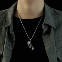 Collier style squelette pour homme, bijou avec allume-cigare en acier inoxydable, pendentif ouvre-bouteille