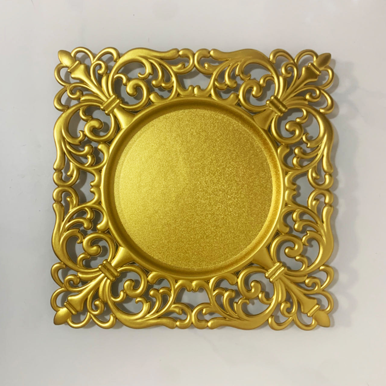 Peinture aérosol double face dorée (33*33*2cm)