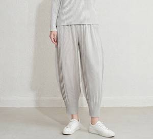 PY 2026 New Arrivals Elegant Pleated Pants Fashion Black Textured Casual Cuffed <b>Elastic</b> Waist Breathable Quick Dry 100% - Product Image 3