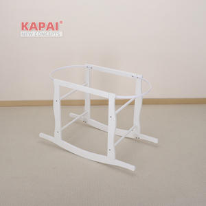 Base de Madera Ondulada Blanca <span class=keywords><strong>para</strong></span> Cesta Moisés, Soporte <span class=keywords><strong>para</strong></span> Cuna de Bebé con Anillo Metálico Curvo, Balancín Relajante <span class=keywords><strong>para</strong></span> Recién <span class=keywords><strong>Nacidos</strong></span> - Product Image 3
