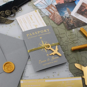Set di Inviti Matrimoniali Personalizzati SHINY DIY con Design Pass di Imbarco e Passaporto, Inviti Nuziali Pieghevoli - Product Image 1