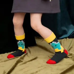 बच्चों कपास टखने घुटने क्रू फैशन प्यारा फजी डिजाइन लोगो कस्टम बच्चों किशोर लड़के लड़कियों मोजे