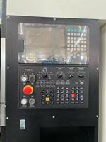 Centre d'usinage vertical entièrement automatique à vente chaude VMC1270 Machine de fraisage CNC Convient pour l'usinage des métaux à 3 4 5 axes