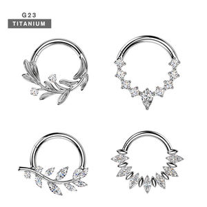 Nouveaux designs Lotus, bijoux de piercing pour l'oreille et le nez en titane, motif feuille et branche de vigne, taille personnalisée, finition polie haute brillance, cadeau - Product Image 1
