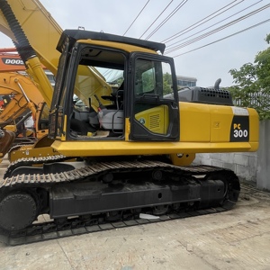 Excavatrice sur chenilles hydraulique KOMATSU PC300, machine de construction d'occasion, moteur 300 tonnes - Product Image 3
