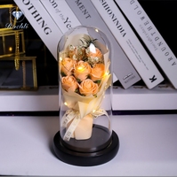 Nouvelle arrivée Saint Valentin Cadeau Acrylique Dôme Savon Rose Bouquet De Fleurs Ornements Fleur Préservée en Verre avec Lumière Led