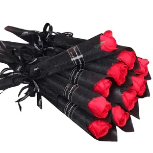 Il regalo della mamma di <span class=keywords><strong>san</strong></span> <span class=keywords><strong>valentino</strong></span> del garofano di rosa pronto <span class=keywords><strong>per</strong></span> la spedizione del Bouquet di fiori di sapone - Product Image 1