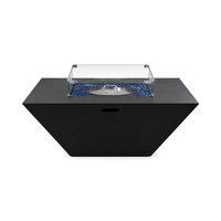 Table de foyer carrée moderne 120x120cm avec pare-vent en verre, verre à feu bleu, acier noir mat, bioéthanol, foyer portable pour patio extérieur