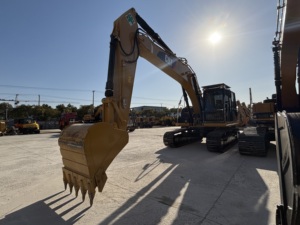 Excavadora Caterpillar CAT 320D2 usada en Japón, buenas condiciones, 20 toneladas, excavadora sobre orugas Caterpillar de segunda mano CAT320d2 - Product Image 2
