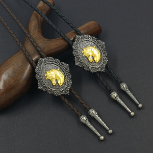 Nuevo Producto: Collar de Cuero con Diseño de Cabeza de Caballo y Cabeza de Vaca, Estilo Bolo Tie para Hombres y Mujeres - Product Image 1