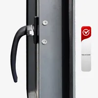 Manija Moderna de Diseño Simple para Puerta y Ventana de Aleación de Aluminio con Apertura Exterior de Siete Caracteres y Componentes de Acero Plástico