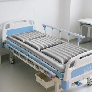 Druckentlastungs-Wasserbett zur Linderung von Dekubitus, Verdicktes PVC, Wassergefüllt, 3-in-1 Medizinisches Aufblasbares Wasserbett für Bettlägerige Patienten - Product Image 1