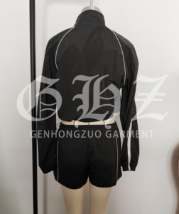 ชุดกันลม2ชิ้นเสื้อแจ็คเก็ตแขนยาวซิปกางเกงขาสั้นชุดออกกำลังกายสีตัดกันโลโก้ออกแบบได้ตามต้องการ - Product Image 5