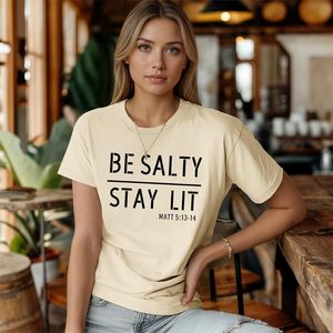 เสื้อยืดผู้หญิง FOXA ลาย Be Salty Stay Lit ข้อพระคัมภีร์  ลายกราฟิกคริสเตียน ผ้าฝ้าย 100% ทรงปกติ เนื้อผ้าเจอร์ซีย์ - Product Image 5