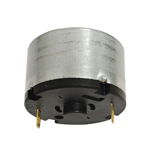 Motorreductor de CC en miniatura de 42 mm con montaje de brida, 6000 RPM, tipo de escobillas de imán permanente para electrodomésticos DRK 520CA - Product Image 1