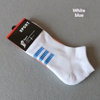 Chaussettes courtes de sport pour hommes, personnalisables avec logo, à trois bandes, en maille épaisse, à rayures, pour le badminton et les loisirs, collection printemps