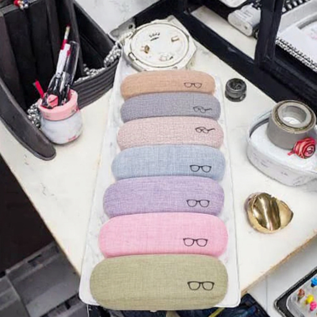 Premium Linen-Covered Iron Eyeglass Case Durable and Scratch-Resistant for Everyday Storage and Style