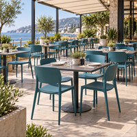 Ensemble de salle à manger en PVC vert sarcelle pour patio, table en faux marbre, chaises bistrot avec pieds en métal noir, pour restaurant, café, usage commercial, personnalisable, OEM, vente en gros