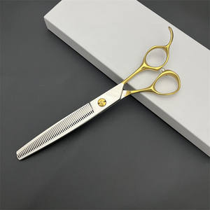 กรรไกรตัดขนสัตว์เลี้ยงด้ามทอง 7 นิ้ว สแตนเลสสตีล ครึ่งสีทองด้าน สำหรับตัดขนสุนัข - Product Image 5