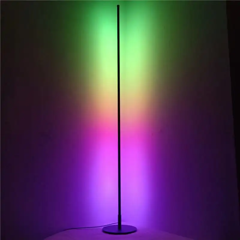 Modern İskandinav dekoratif uzaktan kumandalı ayakta ışıkları köşe RGB Led zemin lambaları oturma odası için