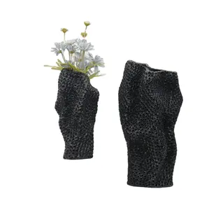 Jarrón de Resina Blanco Bisque de Lujo para Decoración del Hogar, Accesorios de Interior Minimalistas al por Mayor - Product Image 1