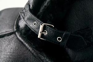 <span class=keywords><strong>Giacca</strong></span> da donna calda invernale con risvolti corti in pelliccia con cerniera in metallo <span class=keywords><strong>giacca</strong></span> di pelle da motociclista spessa - Product Image 6