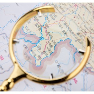 Handheld 8x Magnifying Glass 90 Mm Lens Gold Crescent Shape For Map Reading Jewelry Appraisal - Product Image 1