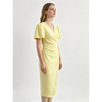 Robe portefeuille jaune unie tissée à manches courtes, longueur midi, col en V, froncée, avec fente latérale, taille naturelle, lavable, mode femme printemps-été