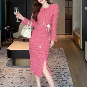 ชุดเซ็ตแฟชั่น 2 ชิ้น เสื้อโค้ทพรีเมียมและกระโปรงยาวระดับกลางสำหรับผู้หญิง คอลเลคชั่นใหม่ประจำฤดูใบไม้ร่วง/ฤดูหนาว - Product Image 4