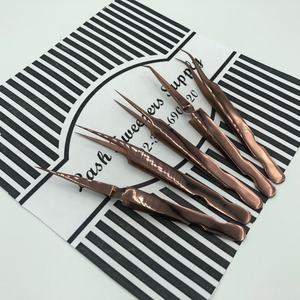 คีมหนีบขนตาพลาสม่าโรสโกลด์เครื่องมือต่อขนตาปลายแหลมผลิตจากเหล็กที่ยั่งยืนแบบญี่ปุ่นงานตามสั่ง - Product Image 5