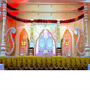 Escenario de Boda Asiática Lujoso y Espléndido, Decoración de Escenario de Boda con Aspecto Rico y Hermoso, Decoración de Boda India, Decoración para Eventos en Minnesota - Product Image 1
