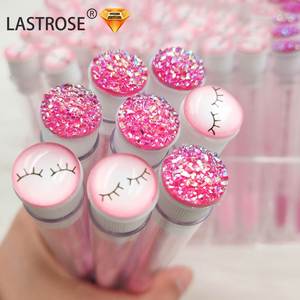 Brosse de nettoyage de cils en nylon à marque privée avec étui tube applicateur, étuis pour brosses à mascara et applicateurs de cils, brosse nettoyante pour cils - Product Image 1