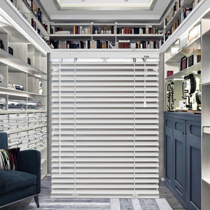 من المصنع مباشرة ستائر خشبية ذكية لاسلكية كلاسيكية Faux للنوافذ تصميم حديث تنسيق كهربائي مدمج - Product Image 2