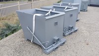 Bac à déchets industriel auto-basculant robuste Q235B pour chariot élévateur, conteneur à déchets personnalisable, bac basculant mobile