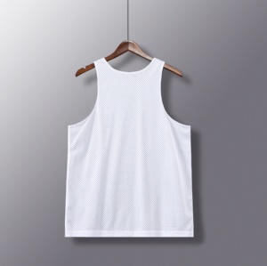 Vente en gros Maillots de basket-ball réversibles en maille vierge personnalisés pour hommes avec sublimation Singlet de basket-ball réversible - Product Image 5