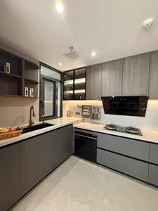 Gabinetes de Cocina de Madera de Alta Calidad Balom, Estilo Moderno para un Espacio de Cocina Eficiente - Product Image 2