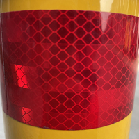 Barrière de circulation en acier au carbone Q235, bollard amovible verrouillable à clé avec bande réfléchissante