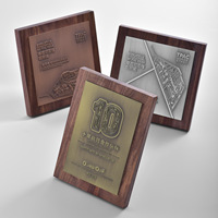 Plaque d'honneur en bois massif de noyer noir avec relief métallique – Trophée commémoratif du 10e anniversaire du partenariat
