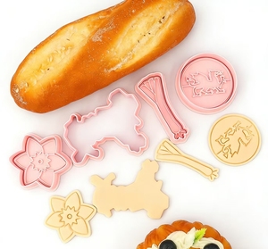 Moule à biscuits 3D en forme de <span class=keywords><strong>dragon</strong></span> de dessin animé, <span class=keywords><strong>emporte</strong></span>-pièce en argile gaufrée DIY - Product Image 6