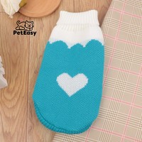 Vente en gros Nouveauté Vente chaude Stock Accessoires pour animaux de compagnie en tricot multicolores Vêtements pour chat Petit chien Pull