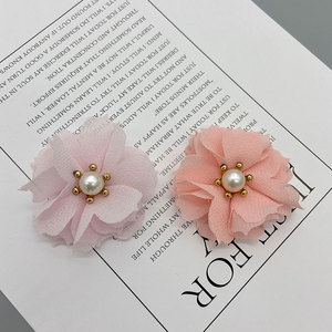 Accessoire de cheveux en mousseline de soie fait main avec fleur de perles, 4,5 cm, pour vêtements d'enfants, fleur décorative en tissu, motif camélia, unisexe, pour tout-petits - Product Image 4