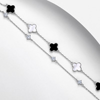 Bracelet porte-bonheur S925 en argent sterling plaqué or avec moissanite, trèfle à quatre feuilles, onyx noir et coquille blanche, style luxe léger pour le quotidien