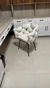 Silla de maquillaje para dormitorio de niña, taburete de tocador de lujo ligero, silla moderna y sencilla con respaldo para el hogar, silla de salón de uñas ideal para Instagram - Product Image 5