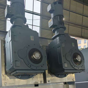 آلة نزع الماء من الحمأة ذات اللولب المتراكب القوية، هيكل متين، تشغيل أوتوماتيكي، مضخة ومحرك لمعالجة مياه الصرف الصحي - Product Image 5