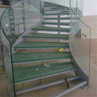 Verre incurvé escalier garde-corps en verre