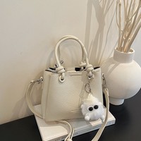 Nouveau Sac Carré Femme 2026 Tendance Couleur Unie Coutures PU Fermeture Éclair Portable Polyvalent Été Hiver